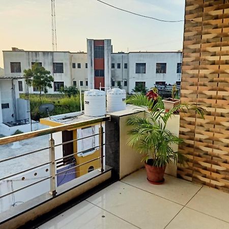 Bhavya Homestay Garudeshwar Екстериор снимка