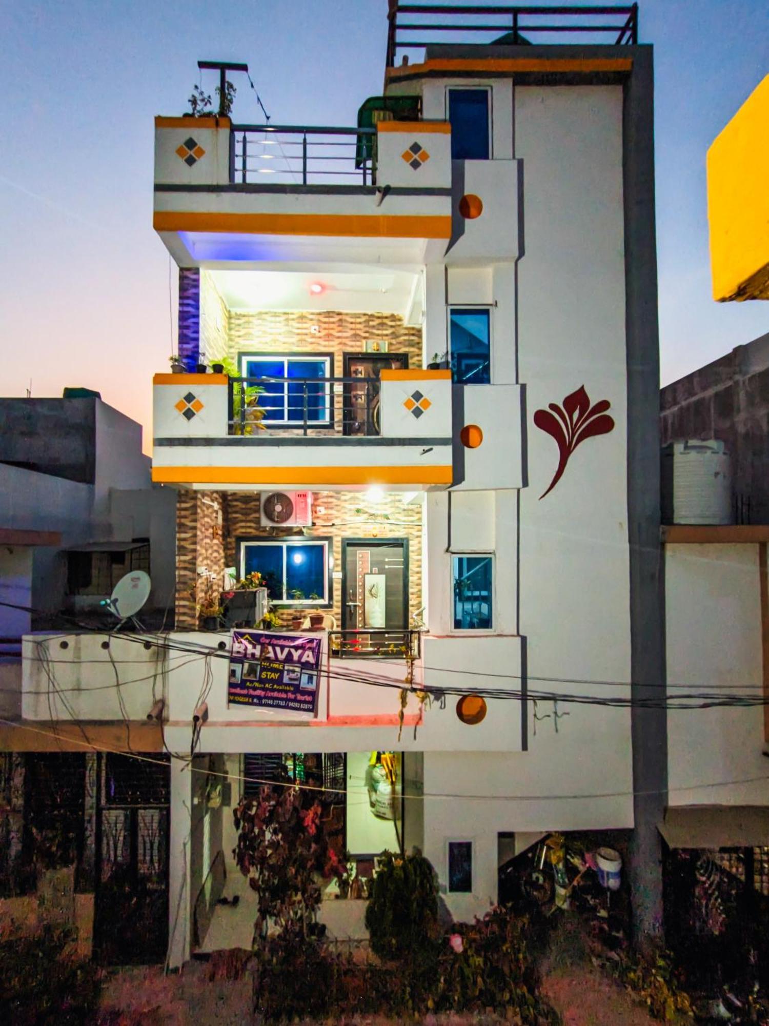 Bhavya Homestay Garudeshwar Екстериор снимка
