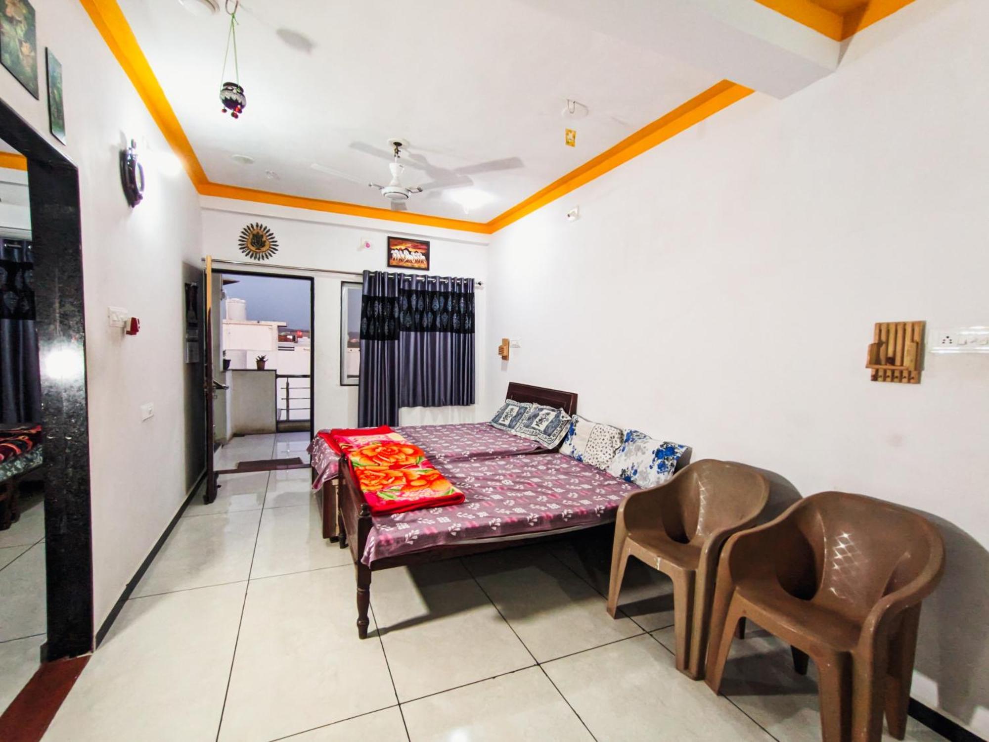 Bhavya Homestay Garudeshwar Екстериор снимка