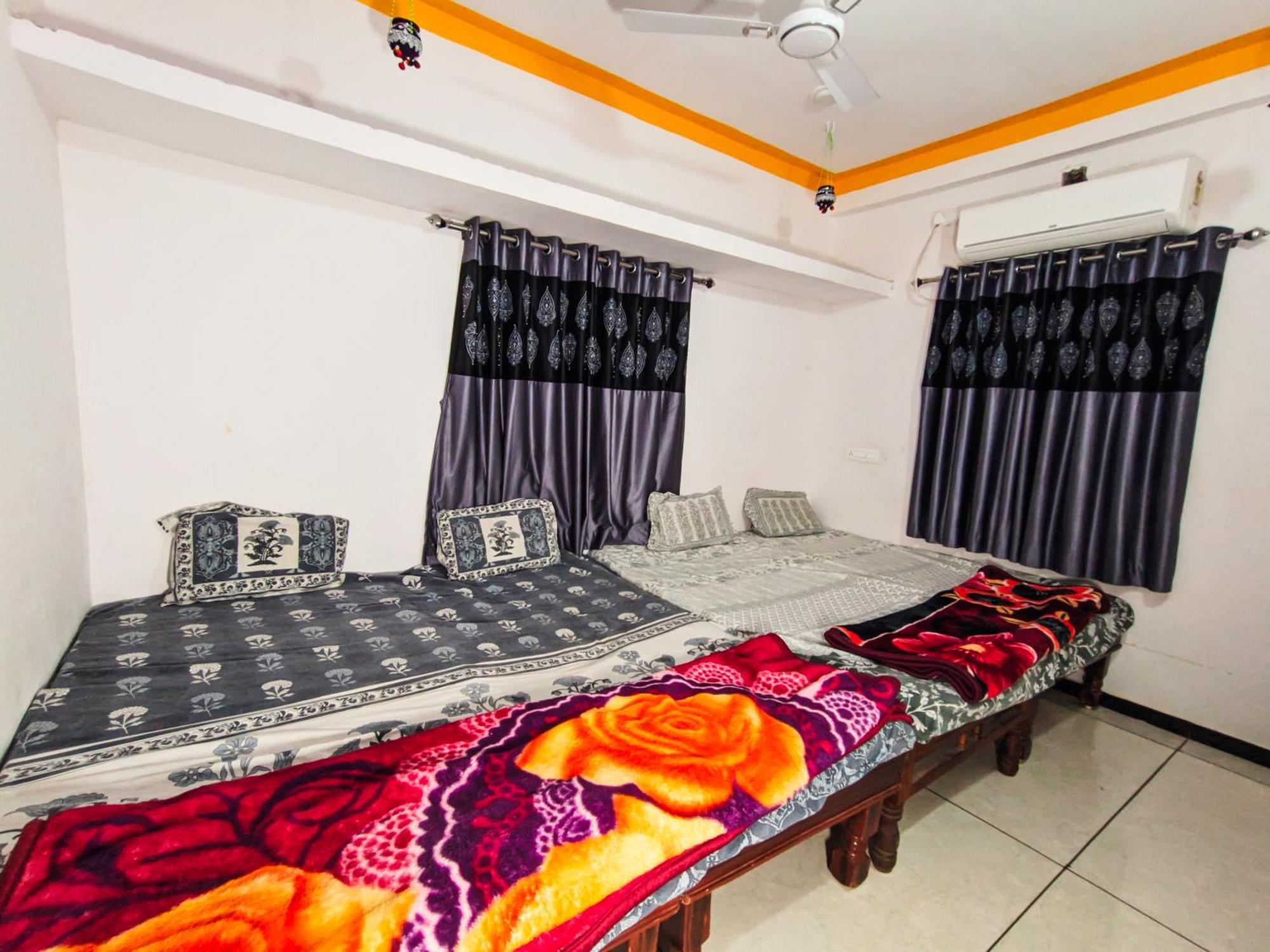 Bhavya Homestay Garudeshwar Екстериор снимка