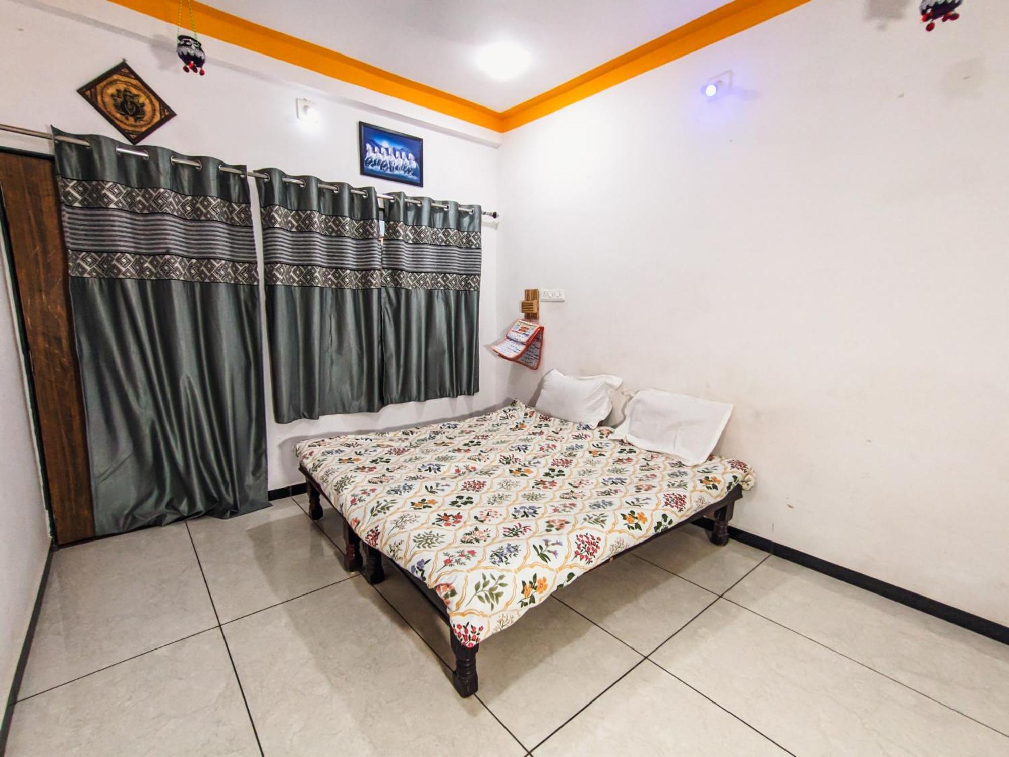 Bhavya Homestay Garudeshwar Екстериор снимка