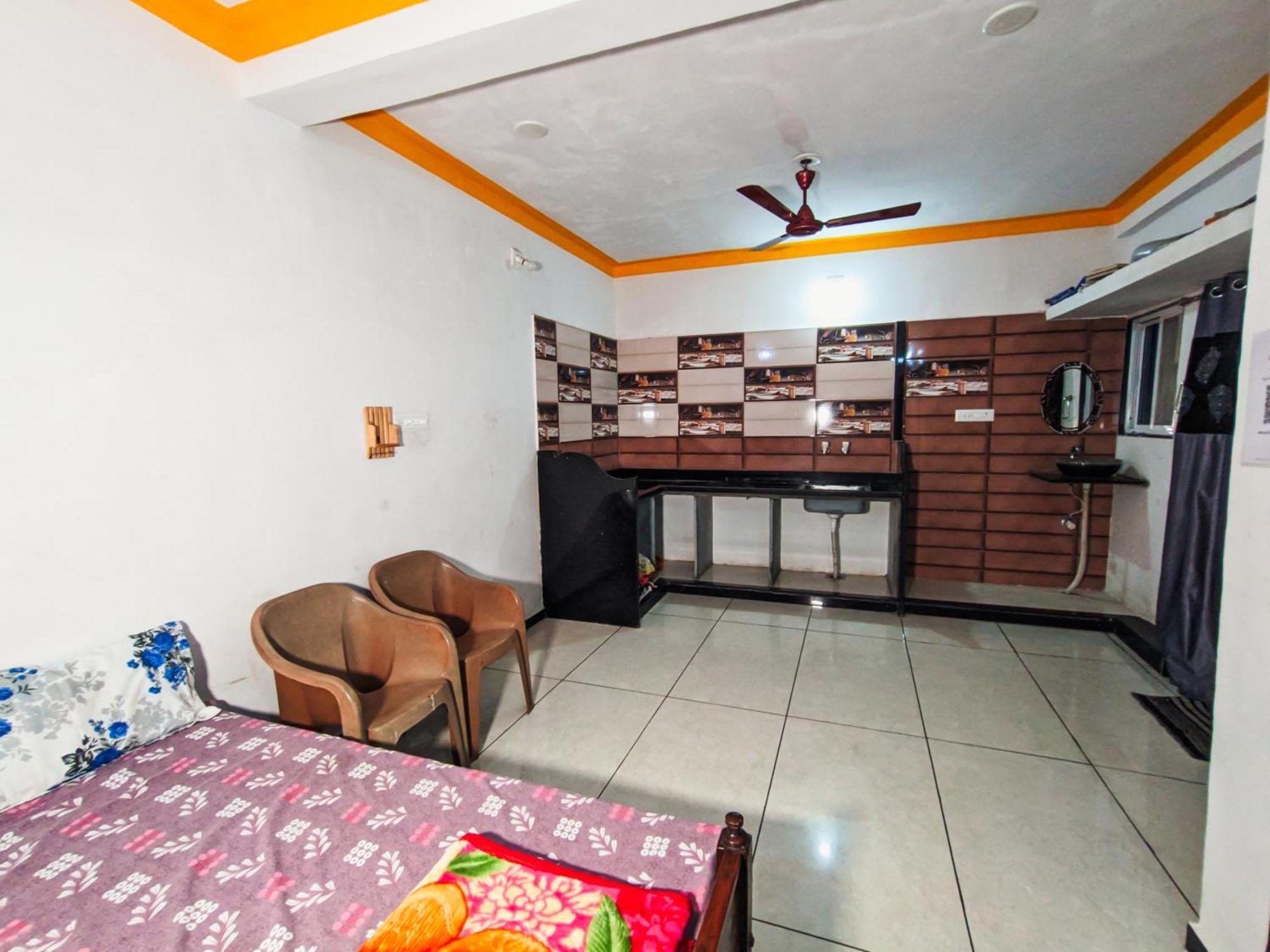 Bhavya Homestay Garudeshwar Екстериор снимка